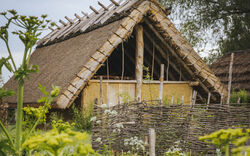 Saisonstart im Steinzeitdorf Pestenacker