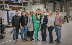 Landrätin Daniela Groß zu Besuch bei den IWL-Werkstätten